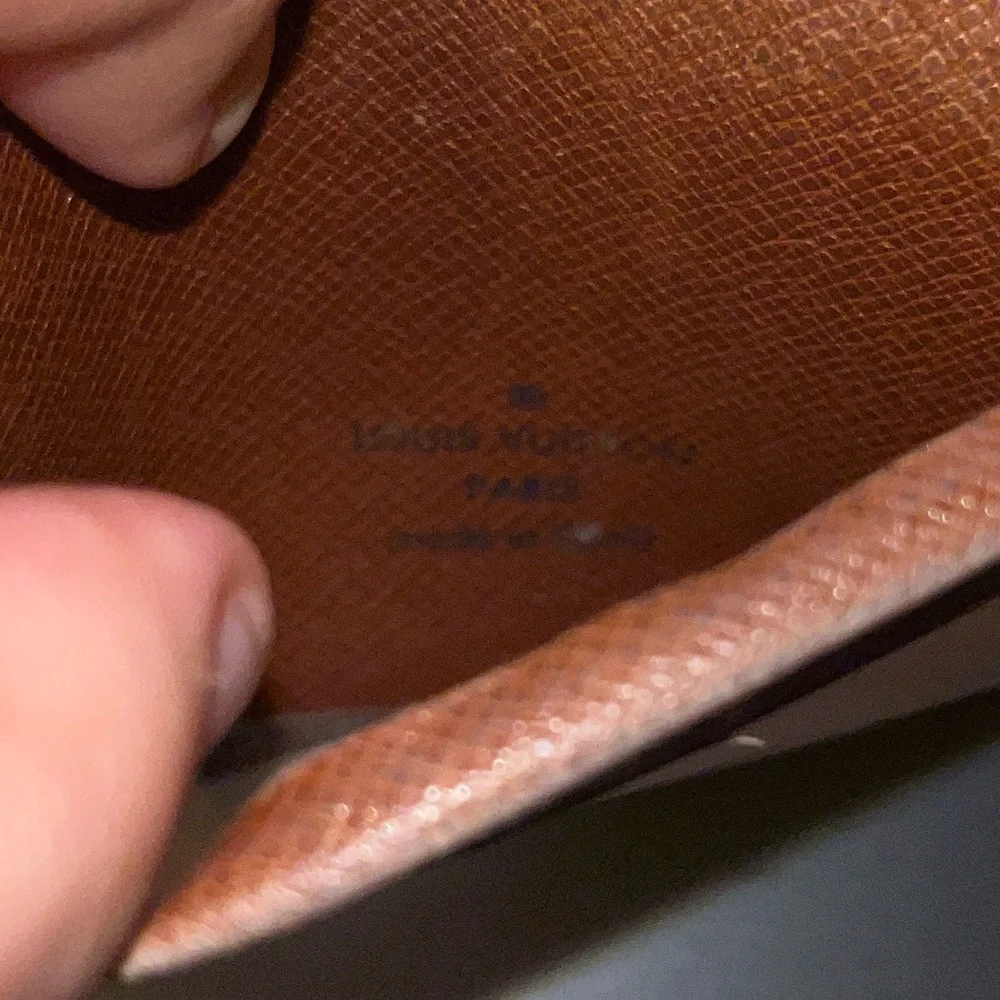 Louis Vuitton Tan Textured Leather Wallet - Picture 2 of 5